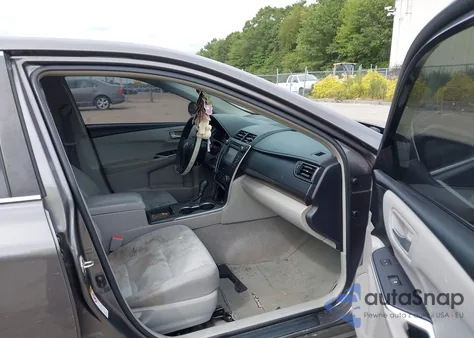 2017 Toyota Camry Le из США, поврежденный, VIN 4T1BF1FK1HU755230